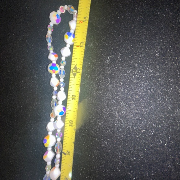 Stunning signed Vintage Vendome white bead cut crystal necklace- long - Picture 11 of 16